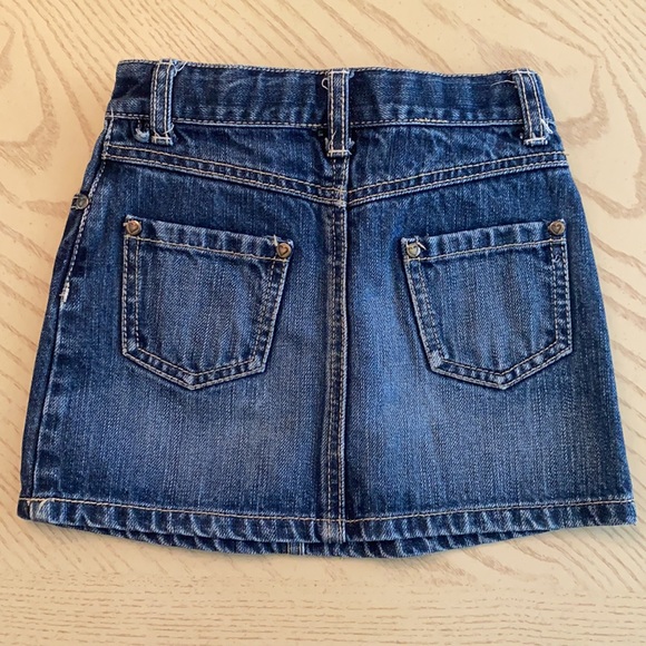 COPY - Gymboree size 4 jean skirt with tank top and hat. - Picture 7 of 14